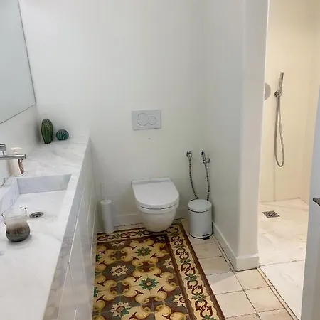 Kleomenous Suites * Athens